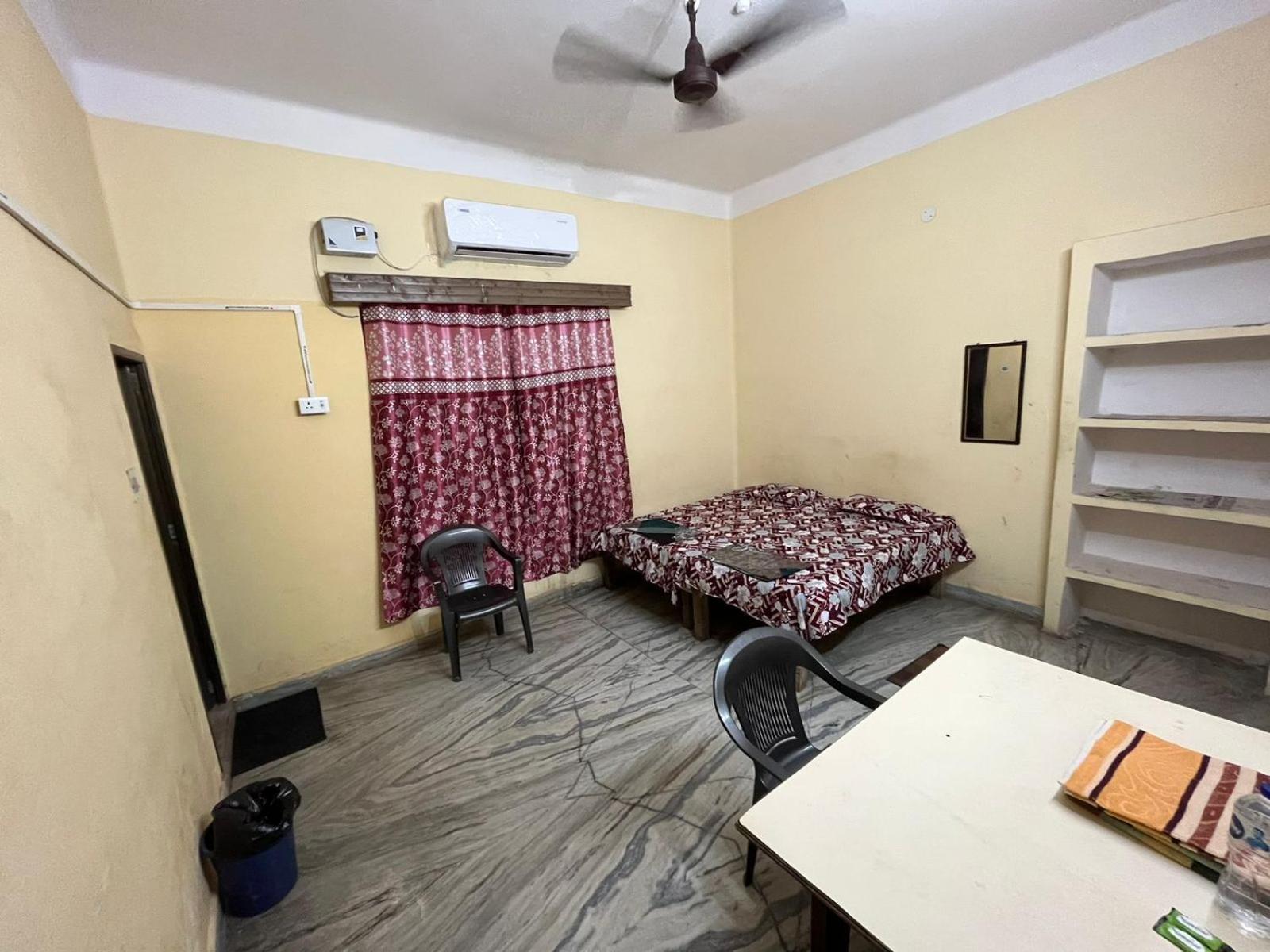 Vishwa Deva Homestay Варанасі Екстер'єр фото